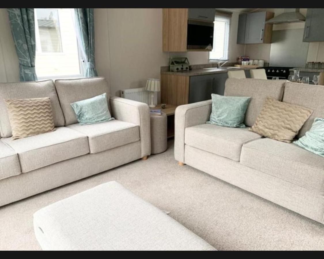 فيلا Exotic 3-Bed Caravan At Newquay Holiday Park المظهر الخارجي الصورة