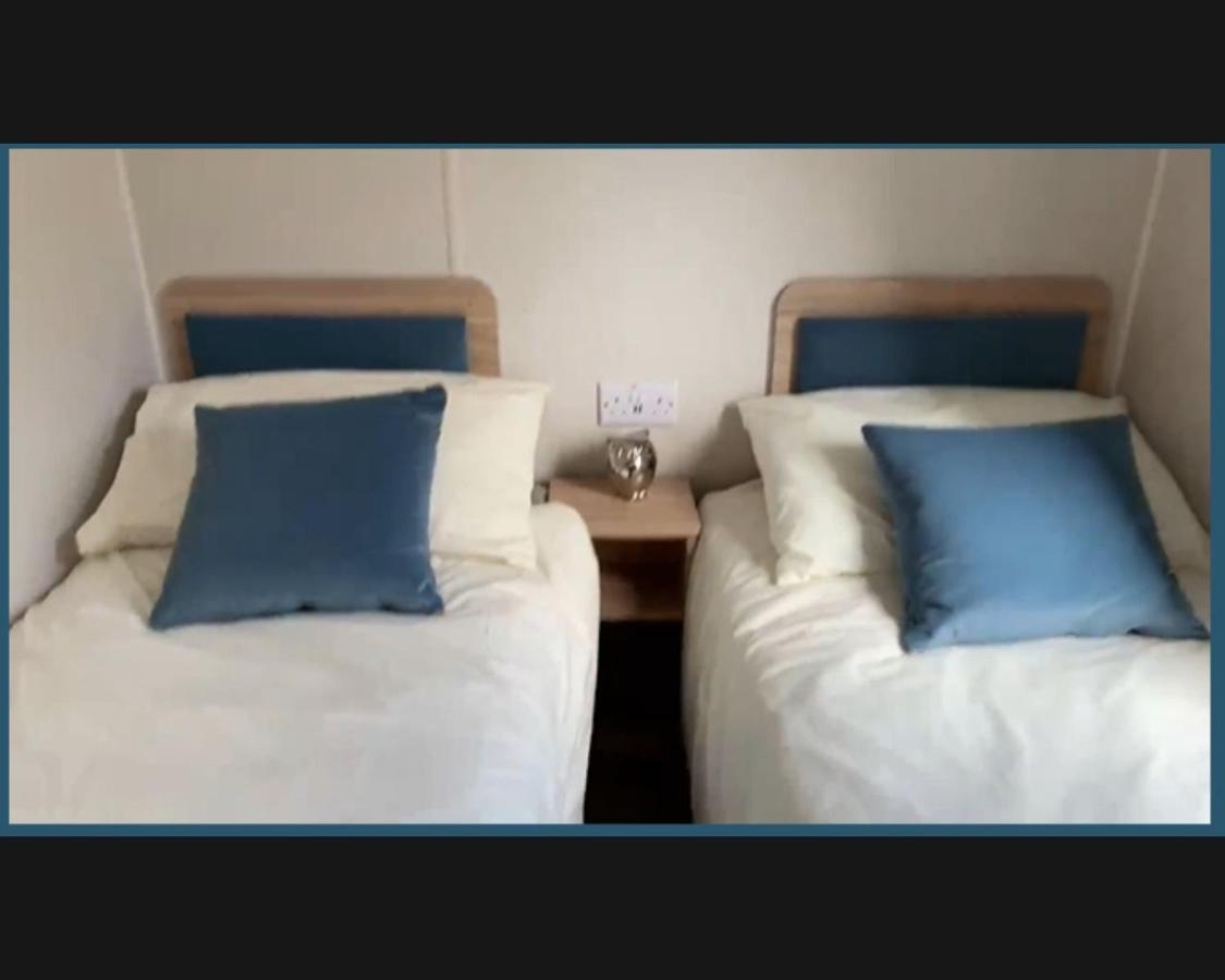 فيلا Exotic 3-Bed Caravan At Newquay Holiday Park المظهر الخارجي الصورة