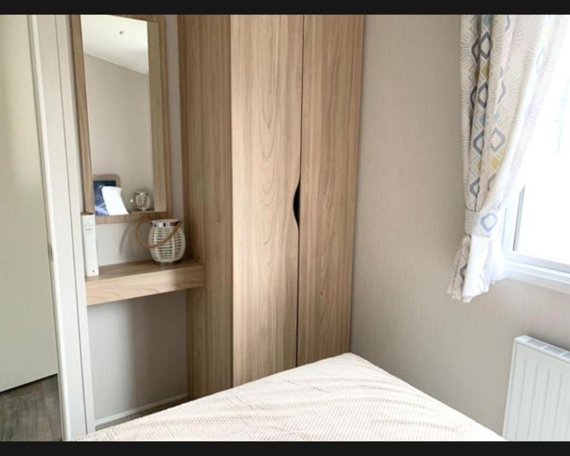 فيلا Exotic 3-Bed Caravan At Newquay Holiday Park المظهر الخارجي الصورة