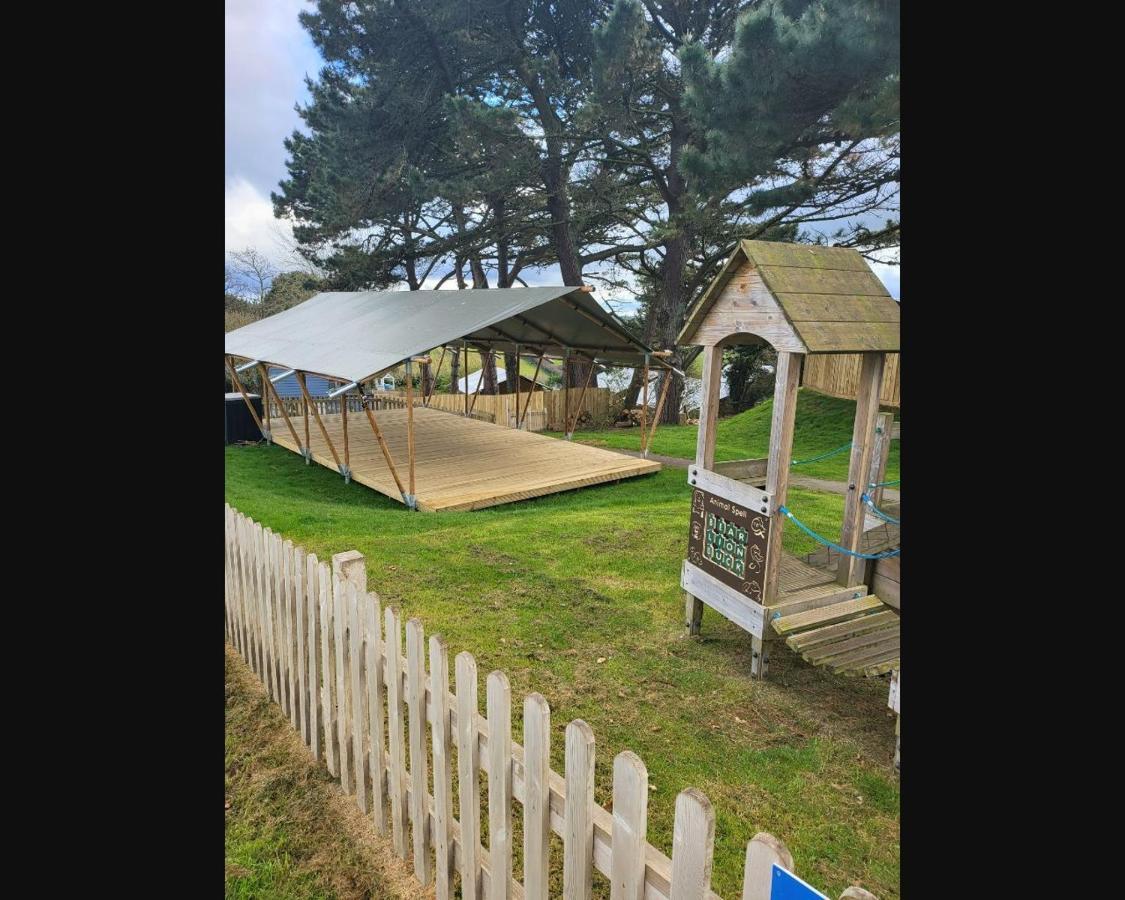 فيلا Exotic 3-Bed Caravan At Newquay Holiday Park المظهر الخارجي الصورة