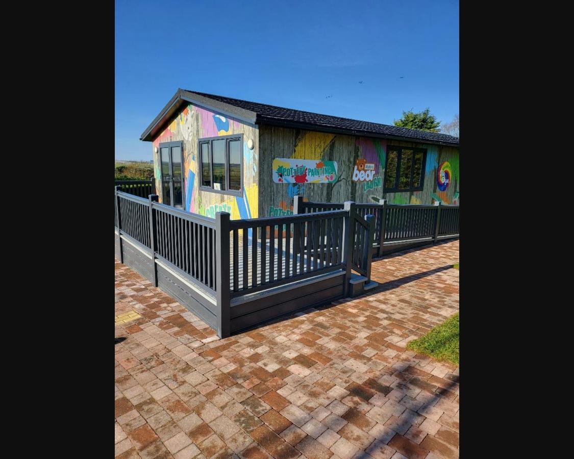 فيلا Exotic 3-Bed Caravan At Newquay Holiday Park المظهر الخارجي الصورة